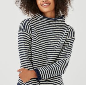 Babaa jumper no 6, navy/natural. One size